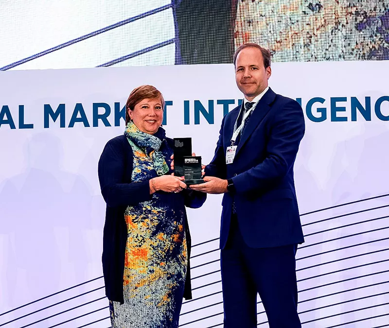 Audrey Camus, Vice-présidente principale, Gestion d’actifs et développement, lors de la cérémonie de remise des prix.